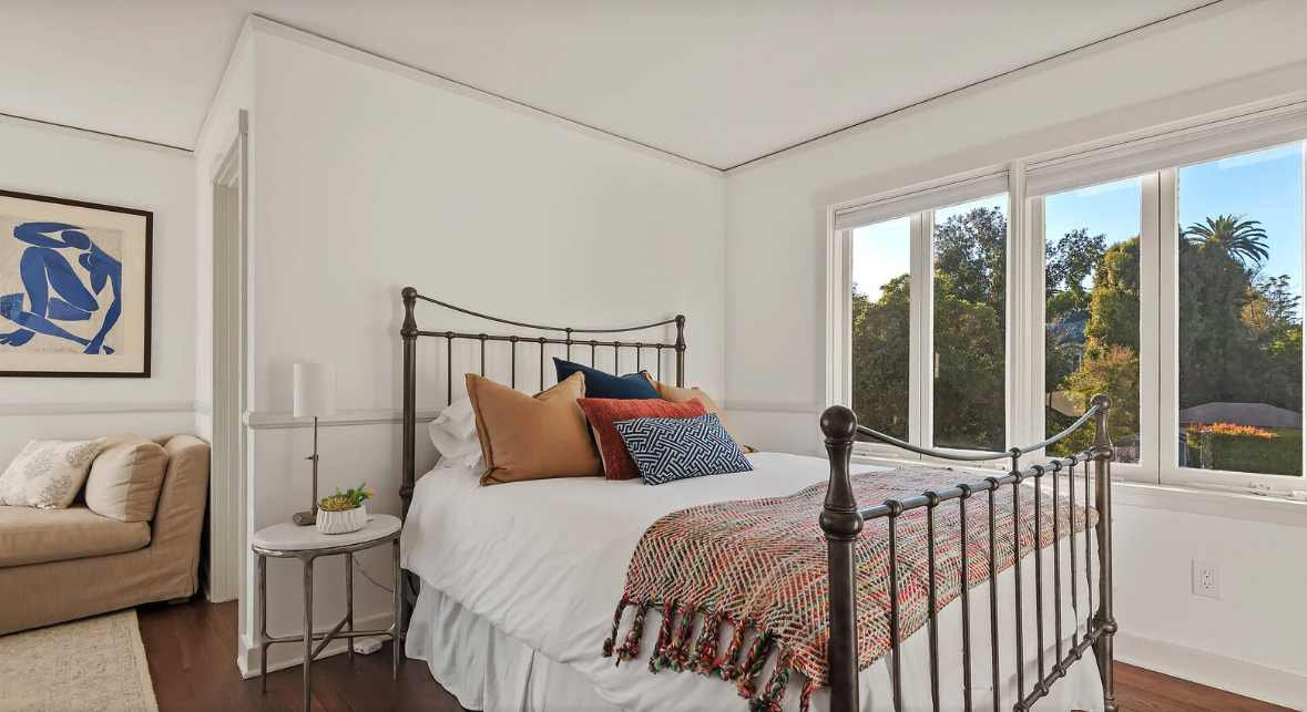 Anacapa House - Image 24